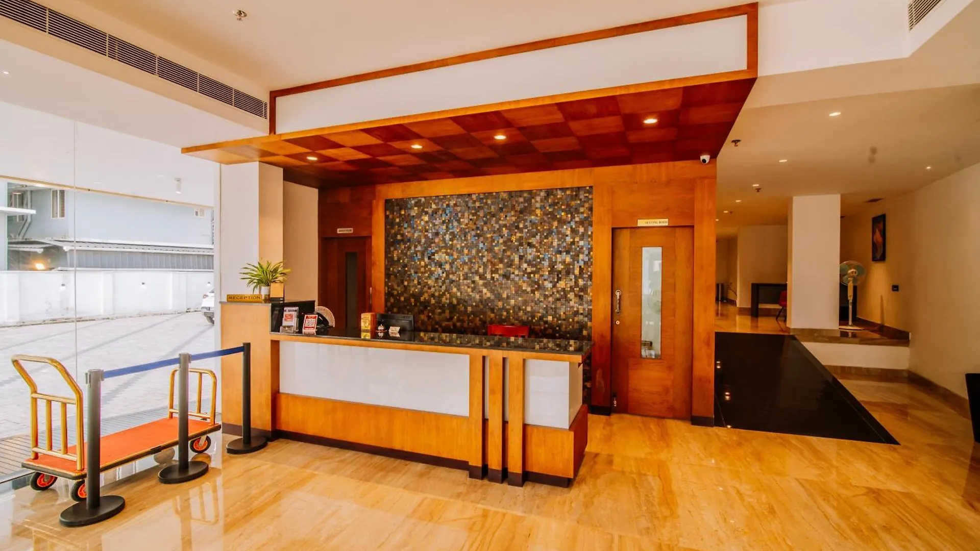 ****  Hotel Seven Lights Kochi Índia